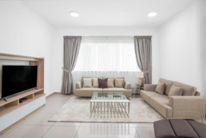 Furnished 2BR in Marina! 5 mins to Tram
